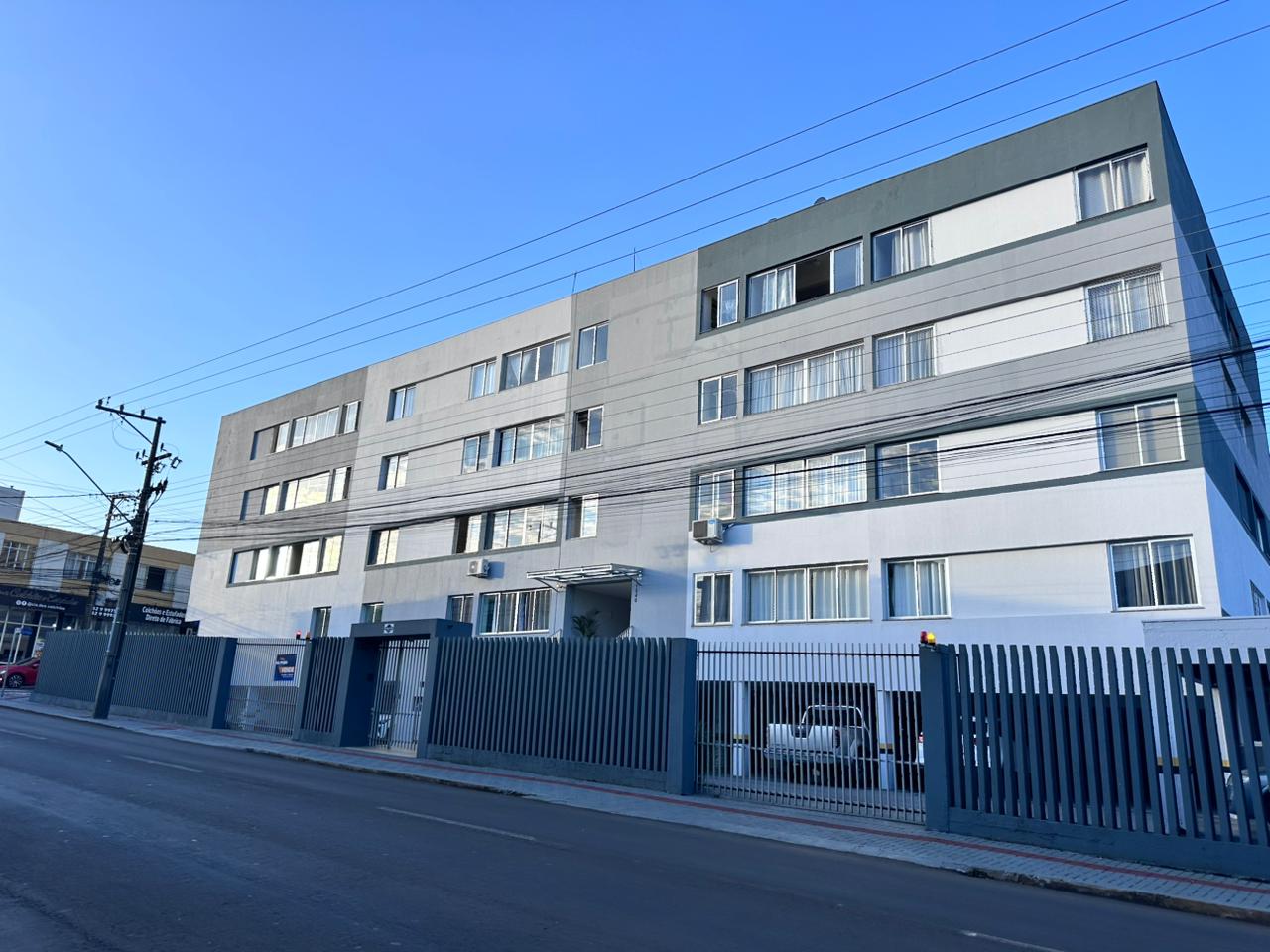Apartamento à venda de Porteira Fechada no Centro de Guarapuava